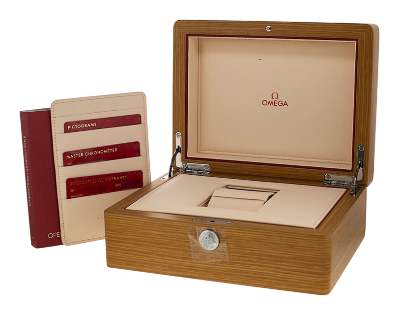 Omega Seamaster 300 234.30.41.21.03.001 Image 5